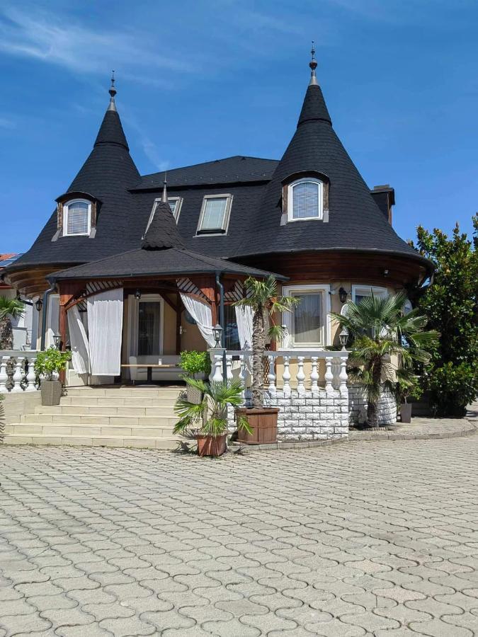 Kastely Villa Keszthely Exteriér fotografie